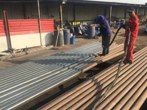 管道防腐聚脲涂料(圖2) 雙組份管道防腐聚脲涂料施工案例